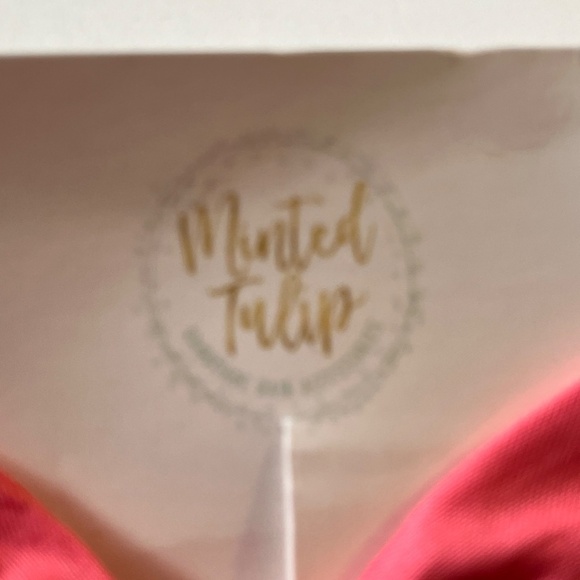 Minted Tulip Bow Girl Hair Clips OS Yellow Pencil Crayon Back to School Pink - Picture 6 of 7